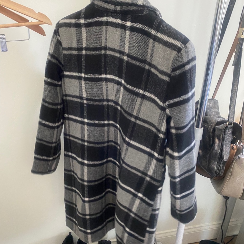 Urban Republic coat - Picture 2 of 4
